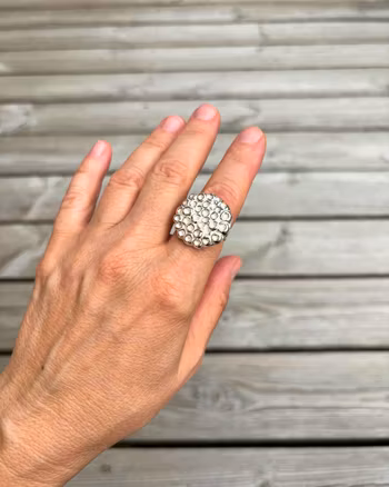 Anemone - handgjord ring i återvunnet silver
