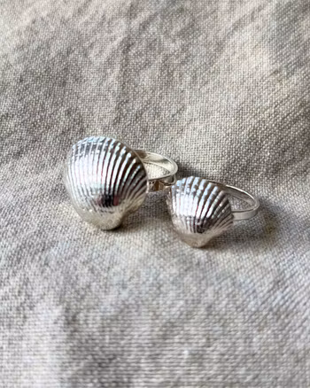 Shell - handgjord ring i återvunnet silver