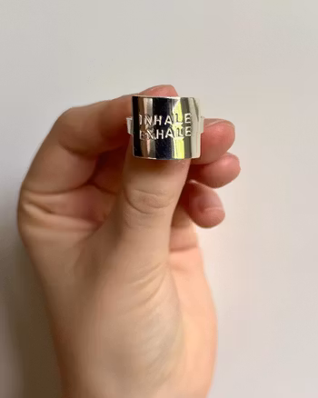 Inhale Exhale - handgjord ring i återvunnet silver