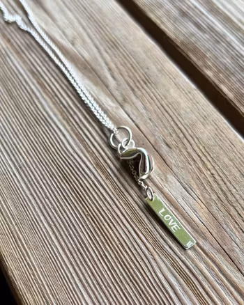 Fortune Cookie - handtillverkat halsband i återvunnet silver