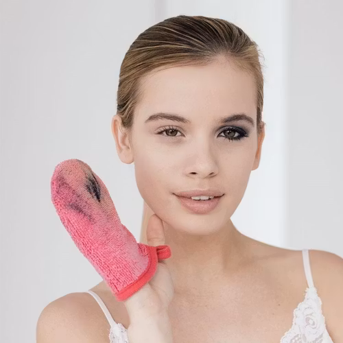 Makeup Eraser Glove