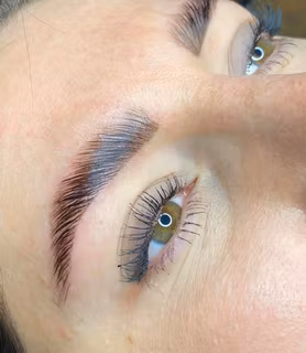 Onlinekurs i Lashlift & Browlift