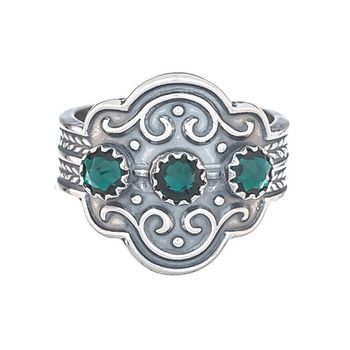 Ring med tre steiner