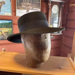 Bunad hatt Norskprodusert 0975