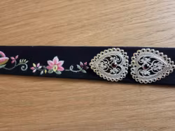 Belte Lundeby broderier