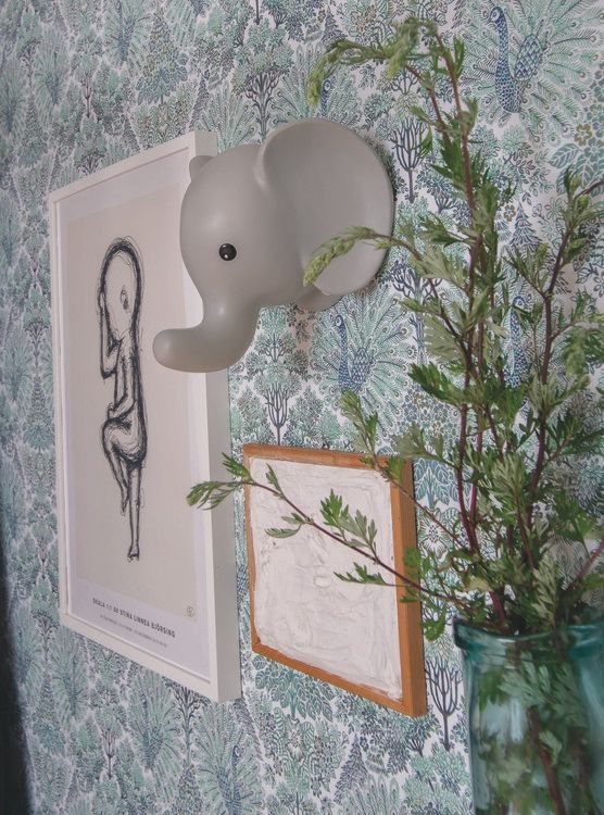 Jabadabado Vägglampa Grå Elefant - Barnlampa med Fjärrkontroll