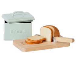 Maileg Set Brödbox och Skärbräda med Kniv och Bröd