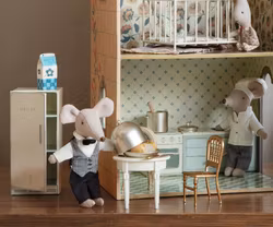 Maileg Servitör Mus med Magneter i Händerna - Waiter Mouse