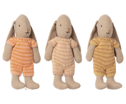Maileg Kaninbebis Micro Bunny Med Randig Sparkdräkt Gul