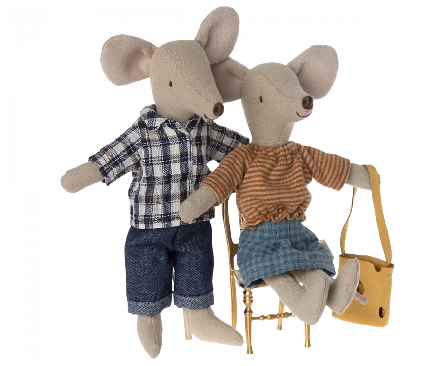 Maileg Pappa Mus med Blå Rutig Skjorta och Jeans