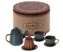 Maileg Grön Servis med Guldkant i Ask och Kaka - Christmas Tea Party