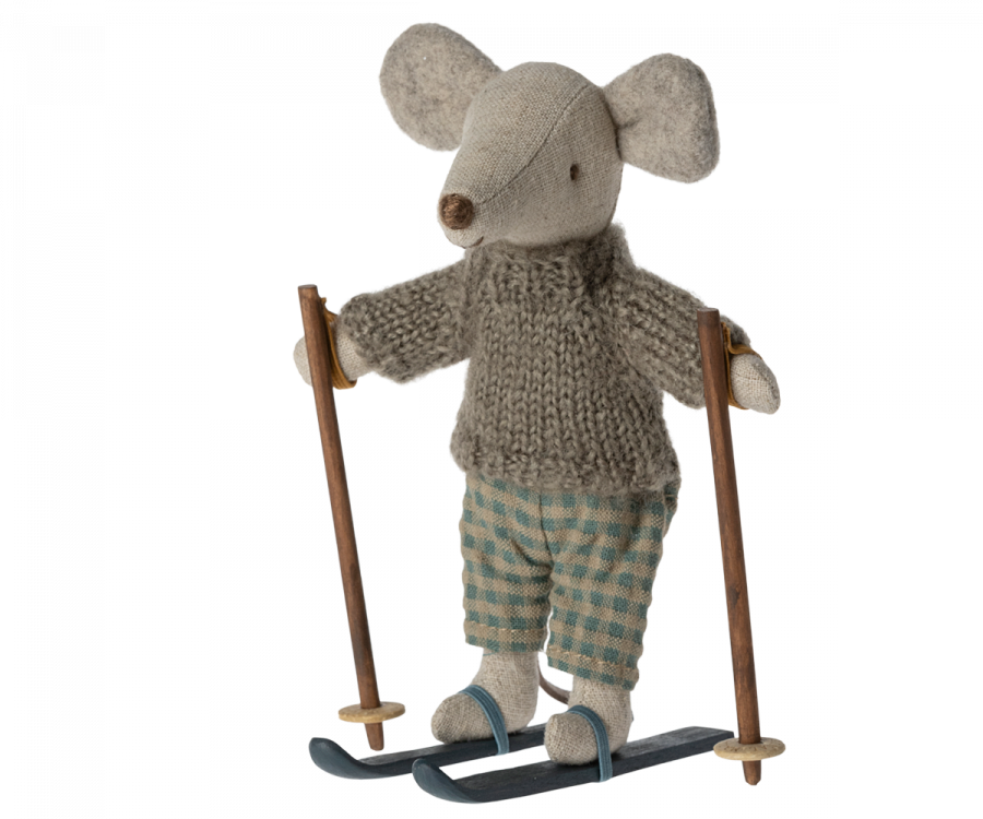 Maileg Vintermus Storebror Mus med Skidor och Grå Stickad Tröja