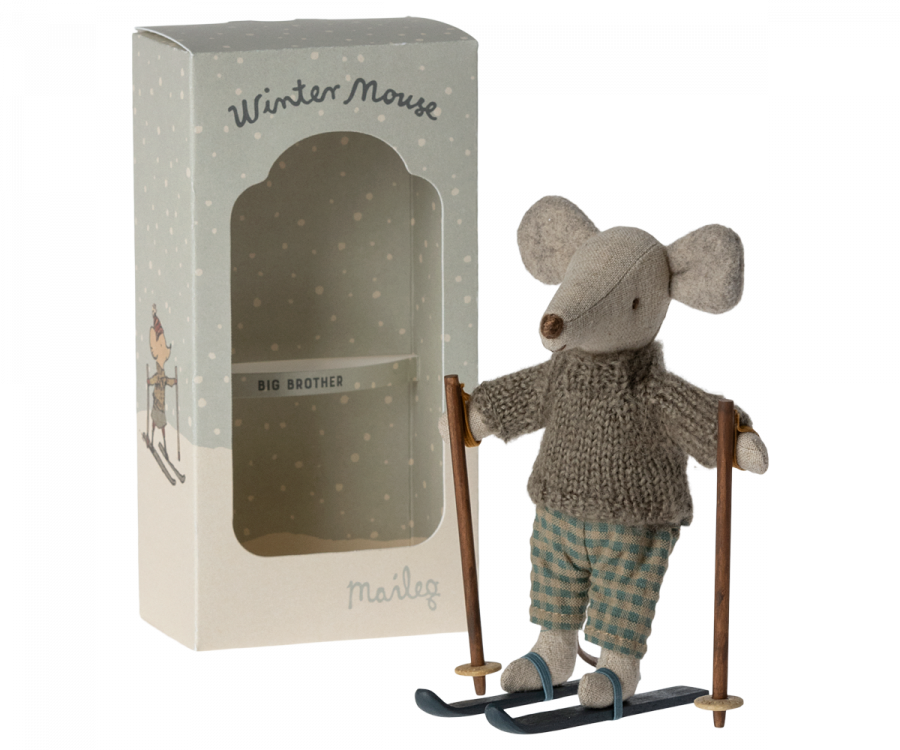 Maileg Vintermus Storebror Mus med Skidor och Grå Stickad Tröja