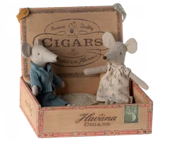 Maileg Mamma och Pappa Mus i Bäddad Cigarrlåda