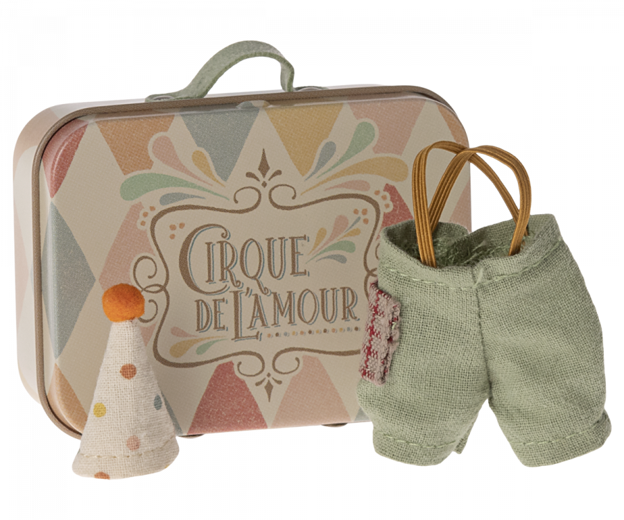 Maileg Kläder till Lillebror / Lillasyster Mus i Resväska - Clown Kläder med Hängselbyxor och Rolig Hatt