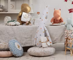 Maileg Rund Kudde Blommig Rosa Large - Merle