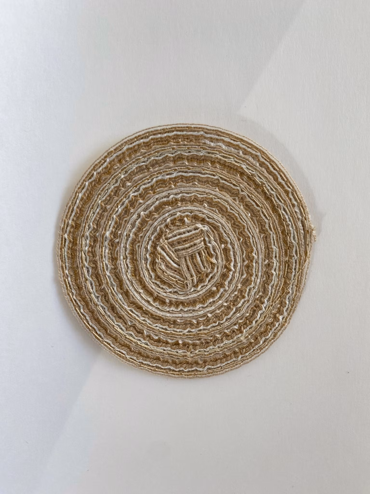 Rund Matta Dekoration till Dockskåpet - Beige