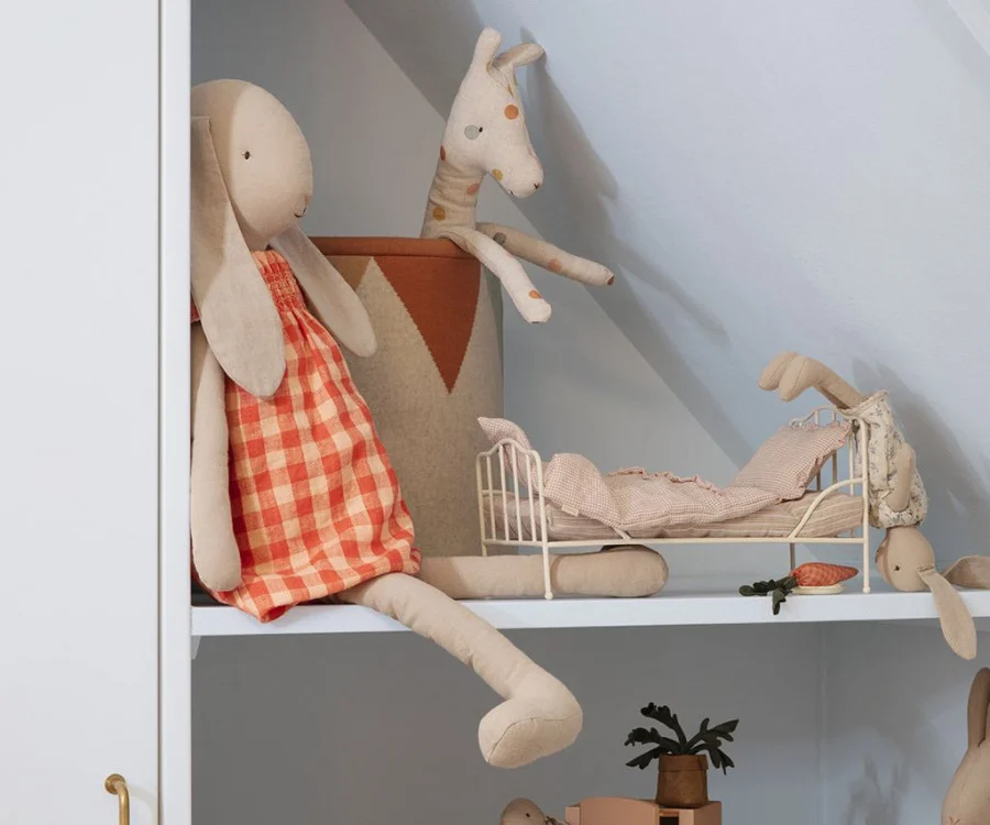 Maileg Kanin Strl 5 - Bunny med Rutig Klänning Röd Orange