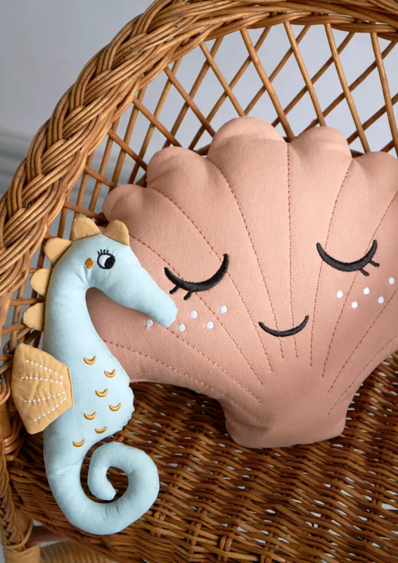 Prydnadskudde Snäcka - Roommate Shell Cushion Kudde Rosa