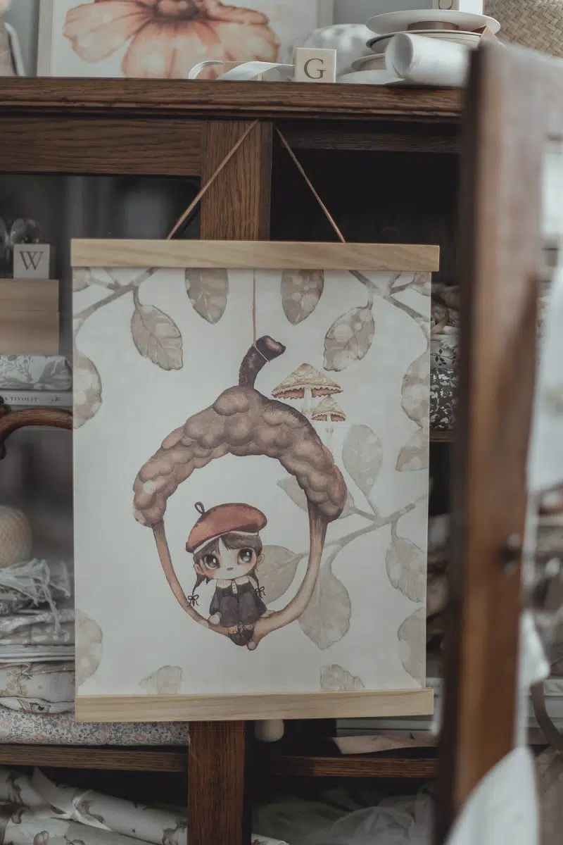 Mrs Mighetto Poster Ekollon Gungande Flicka Miss Harper 30 x 40 cm