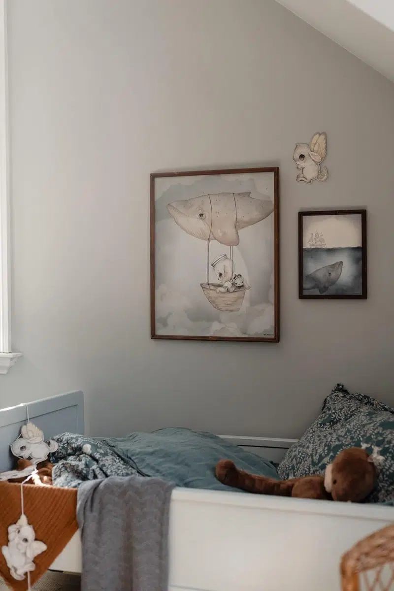 Mrs Mighetto Poster Val Flying Whale 40 x 50 cm