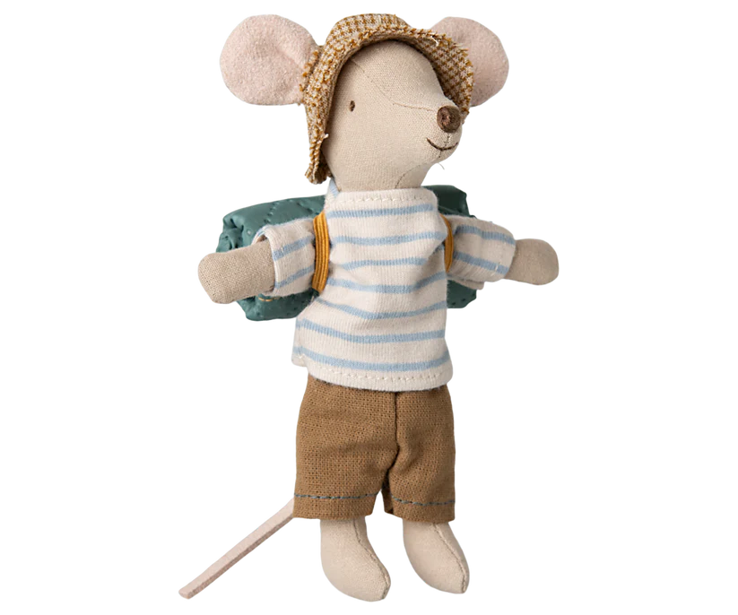 Maileg Storebror Mus Camping Vandringsmus med Blå Randig tröja Sovsäck och Magneter i Händerna