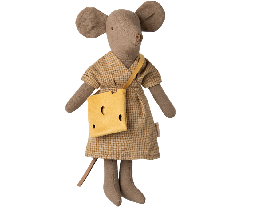 Maileg Brun Mamma Mus med Smårutig Klänning och Väska