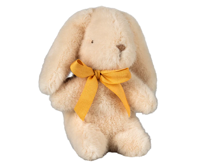 Maileg Liten Kanin i Plysch med Gul Rosett Vit - Cream Bunny Mini med Gul Rosett