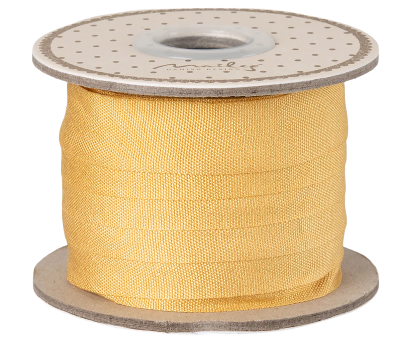 Maileg Bomullsband 10 m - Yellow Gult Band på Pappers Rulle