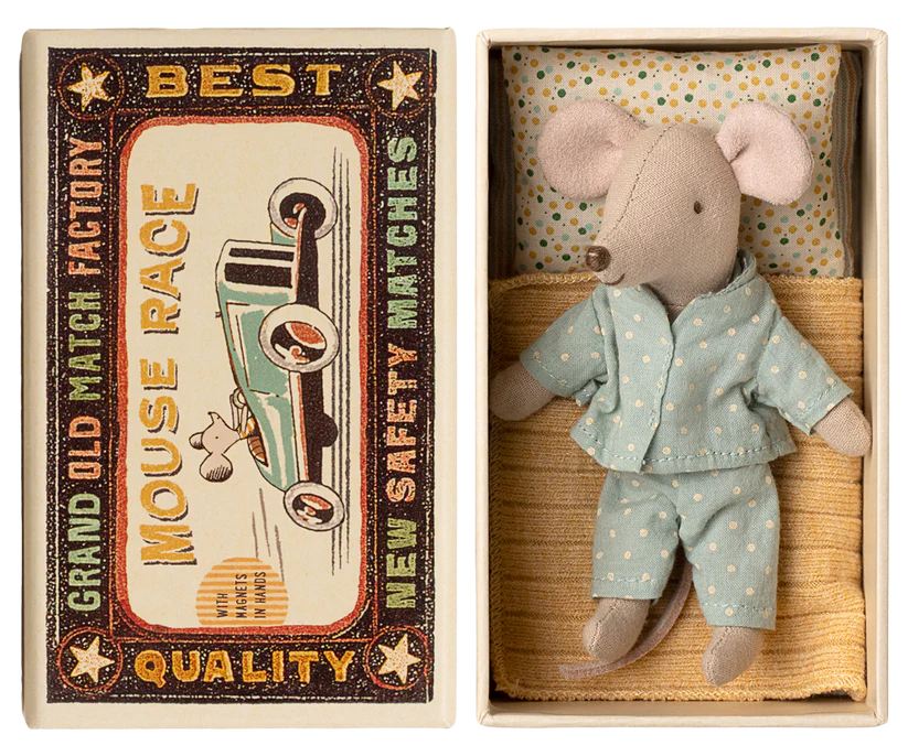 Maileg Lillebror Mus i Ask med Magneter i Händerna - Prickig Blå - Maileg A/W -25