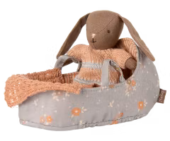 Maileg Blommig Carrycot till Micro Kaniner - Maileg A/W -25
