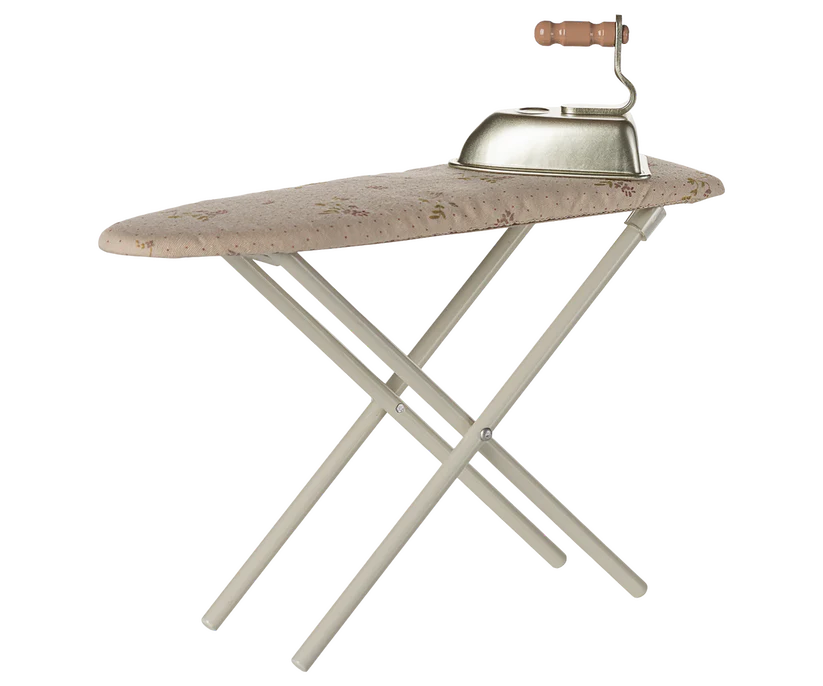 Maileg Strykbräda med Strykjärn till Kanin - Blommig Vit - Maileg A/W -25