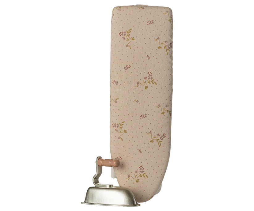 Maileg Strykbräda med Strykjärn till Kanin - Blommig Vit - Maileg A/W -25