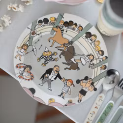 Tallrik Pippi Långstrump På Cirkus Astrid Lindgren Rätt Start Barnservis