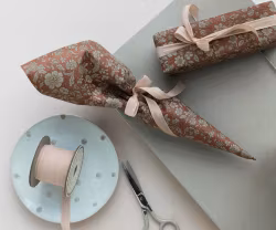 Maileg Presentpapper Blommigt Rött 10 m - Blossom Red