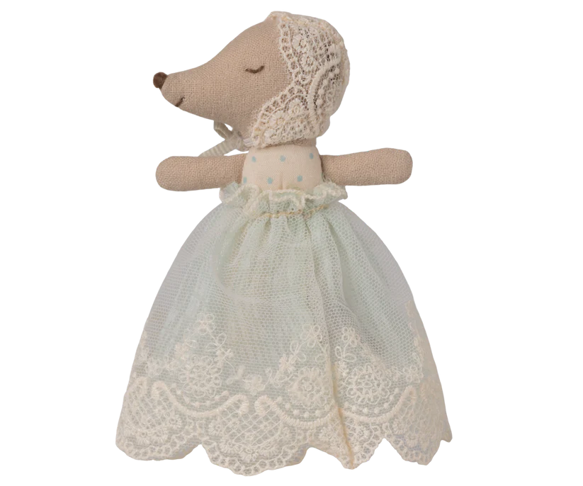 Maileg Baby Mus Sleepy / Wakey med Spetsklänning och Hätta Dop Mint Blå - Maileg S/S-26
