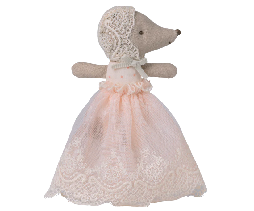 Maileg Baby Mus Sleepy / Wakey med Spetsklänning och Hätta Puder Rosa Dop - Maileg S/S-26