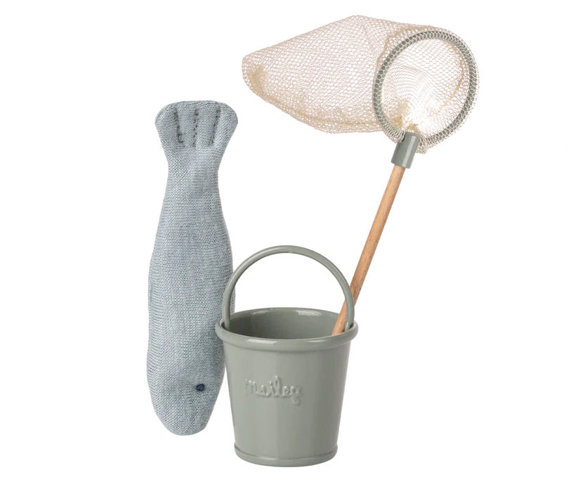 Maileg Fiskeredskap till Möss - Hink, Håv och Fisk - Maileg S/S-26