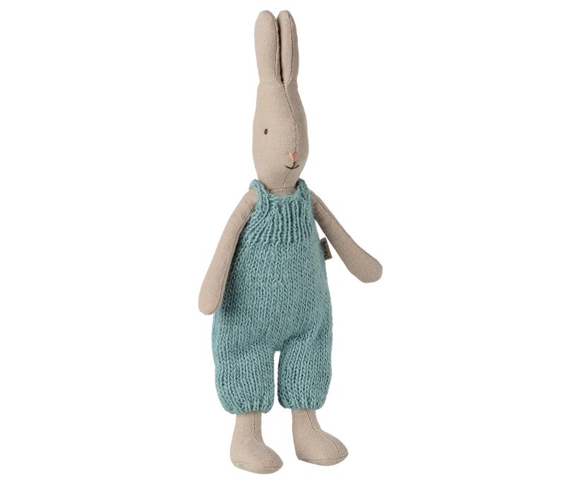 Maileg Kanin Storlek 1 - Rabbit med Blå Stickade Hängselbyxor - Maileg S/S-26