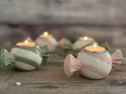 Ljuslykta Randig Karamell Rosa & Vit - Mitt & Ditt S/S-26 Tivoli Godis för Värmeljus