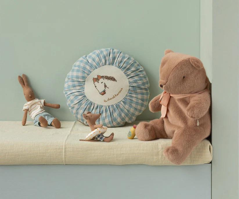 Maileg Nalle i Plysch med Rosett Medium Soft Brown Brun - Maileg S/S-26