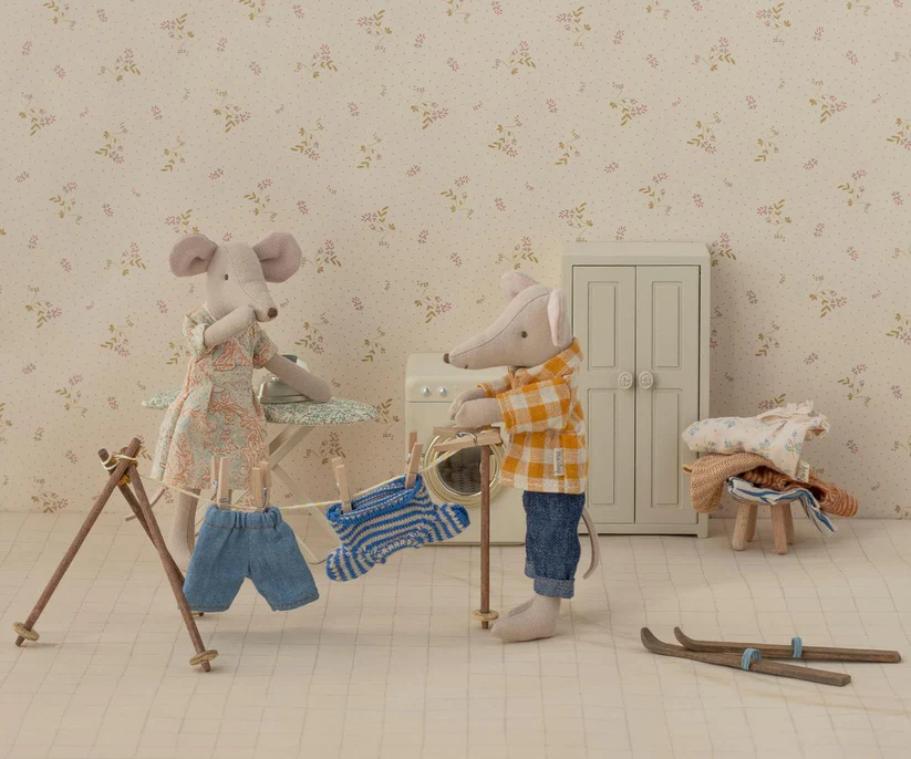 Maileg Pappa Mus med Gul Rutig Skjorta och Jeans