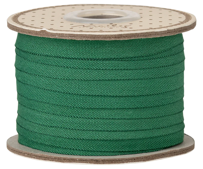 Maileg Bomullsband 25 m - Green Mörk Grönt Band på Pappers Rulle