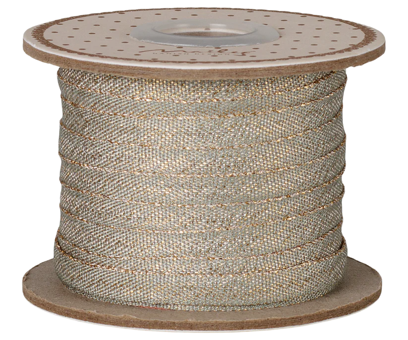 KOMMER I OKTOBER Maileg Bomullsband 25 m - Mint/Gold Blått Glittrigt Band på Pappers Rulle