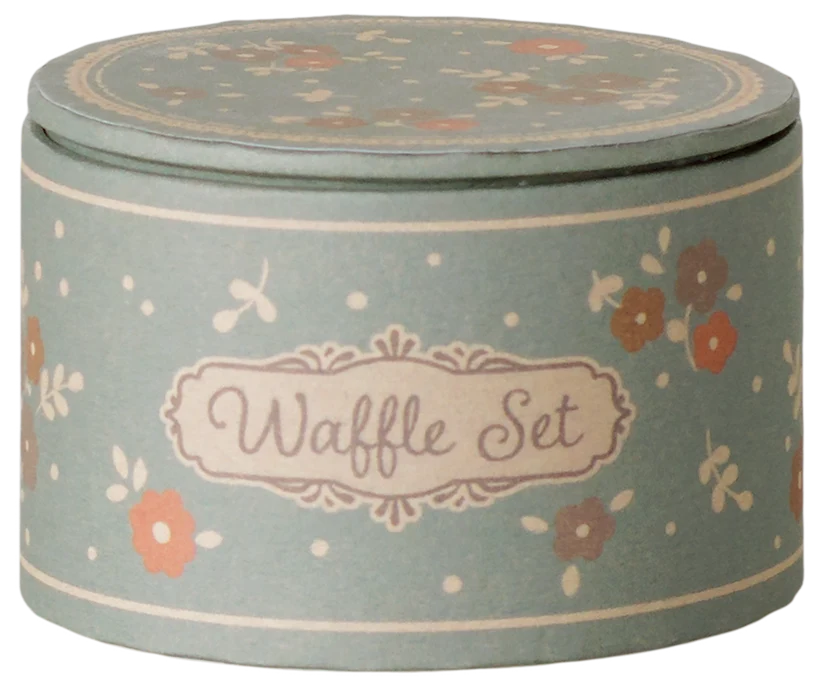 KOMMER I OKTOBER Maileg Set Våffeljärn & Magnetiska Våfflor med Tillbehör - Maileg A/W - 26
