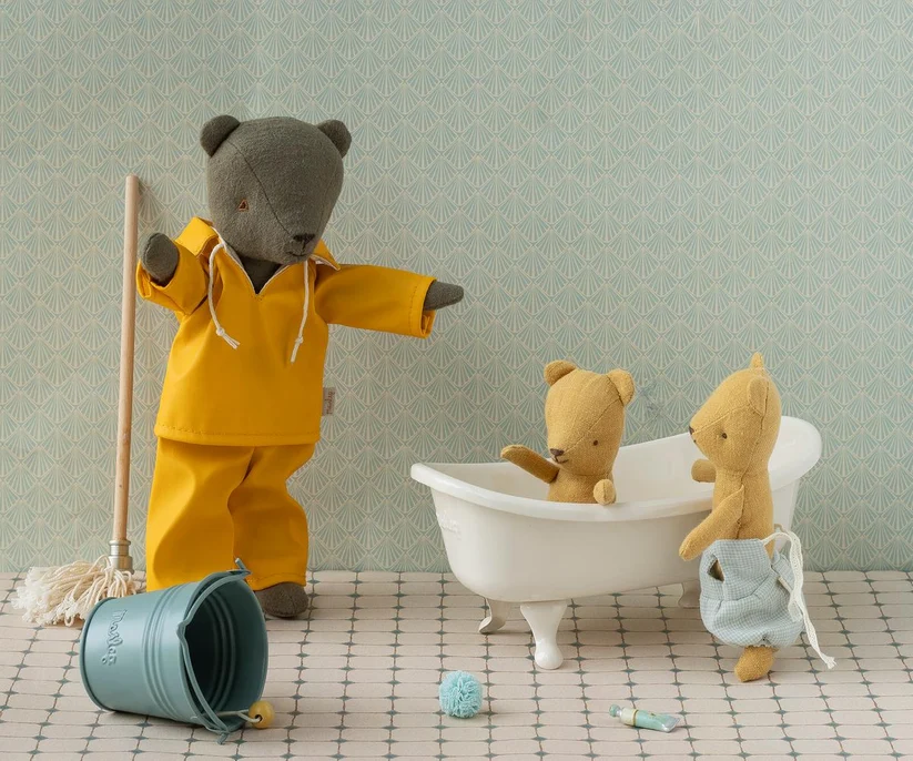 KOMMER I NOVEMBER Maileg Teddy Pappa Mörkbrun Ash Green - Maileg A/W -26