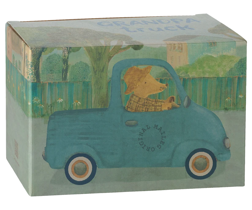 KOMMER I NOVEMBER Maileg Familjebil Med 4 Säten till Möss - Truck Mouse Stor Bil - Maileg A/W-26