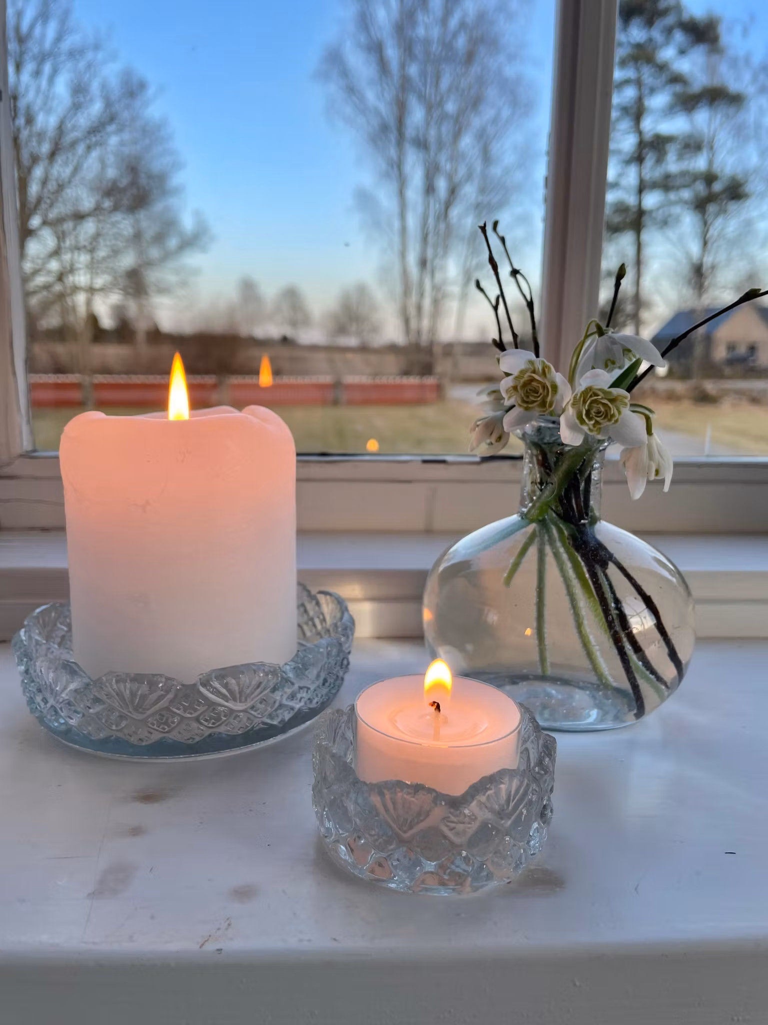 Ljusfat i glas med slipat mönster Litet