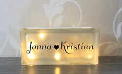 Glasblock Två namn med hjärta alt 4