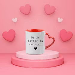 Mugg med hjärtformat handtag Röd -  Bättre än choklad